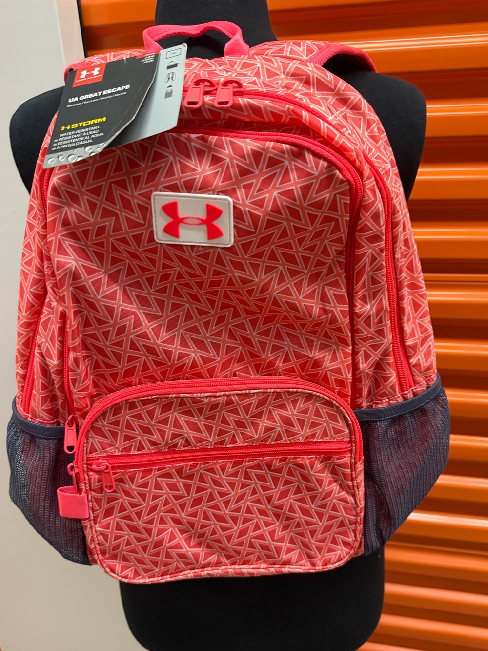 NWT Under Armour Women’s Great Escape Storm Pink Patterned Backpack
